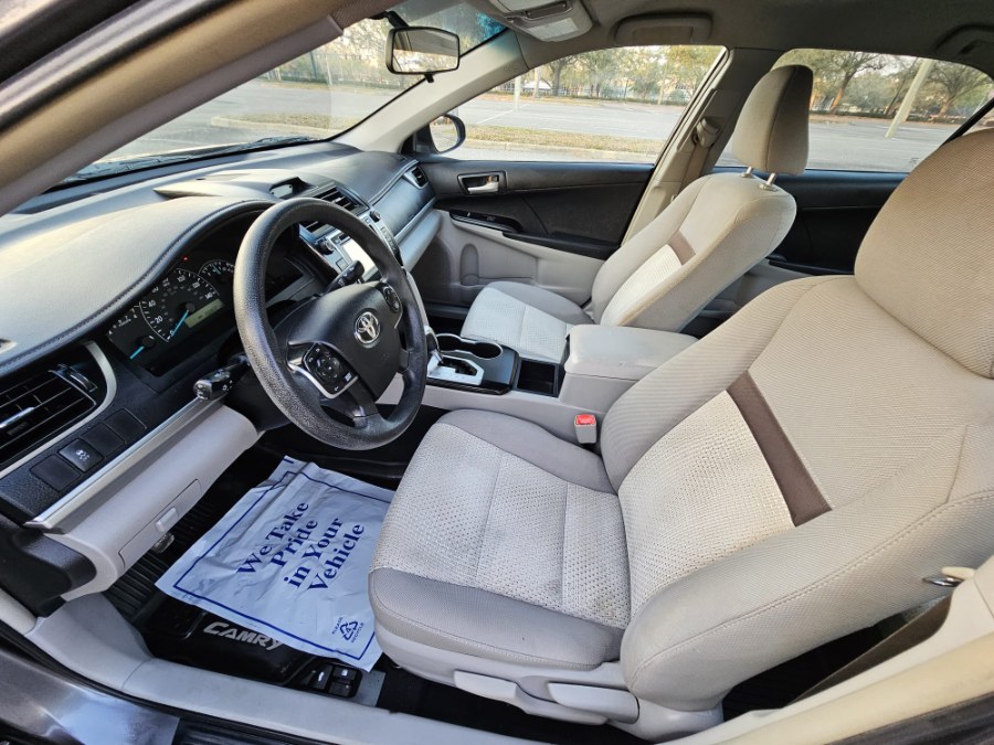 2014 Toyota Camry 4dr Sdn I4 Auto L (Natl) *Ltd Avail*, available for sale in Longwood, Florida | Majestic Autos Inc.. Longwood, Florida 2014 Toyota Camry 4dr Sdn I4 Auto L (Natl) *Ltd Avail*, available for sale in Longwood, Florida | Majestic Autos Inc.. Longwood, Florida