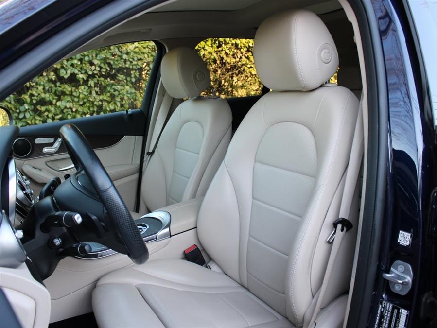 2019 Mercedes-benz Glc GLC 300, available for sale in Great Neck, New York | Auto Expo Ent Inc.. Great Neck, New York 2019 Mercedes-benz Glc GLC 300, available for sale in Great Neck, New York | Auto Expo Ent Inc.. Great Neck, New York