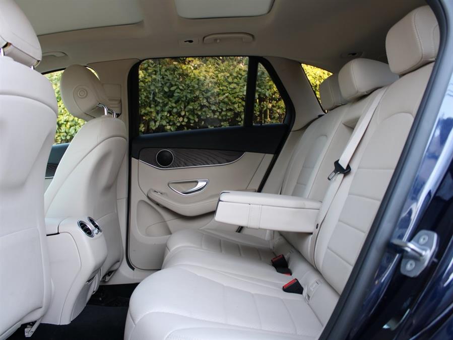 2019 Mercedes-benz Glc GLC 300, available for sale in Great Neck, New York | Auto Expo Ent Inc.. Great Neck, New York 2019 Mercedes-benz Glc GLC 300, available for sale in Great Neck, New York | Auto Expo Ent Inc.. Great Neck, New York