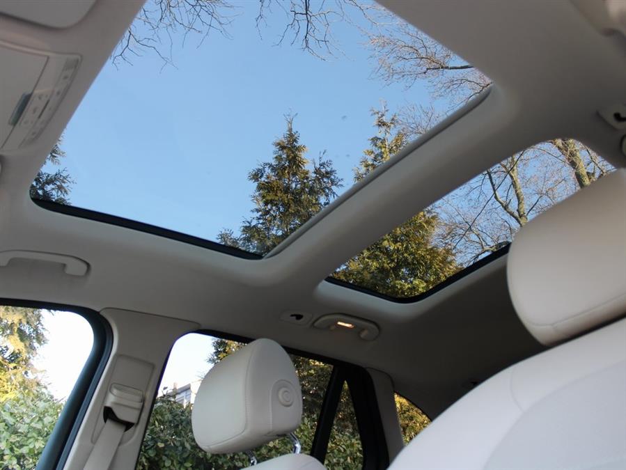 2019 Mercedes-benz Glc GLC 300, available for sale in Great Neck, New York | Auto Expo Ent Inc.. Great Neck, New York 2019 Mercedes-benz Glc GLC 300, available for sale in Great Neck, New York | Auto Expo Ent Inc.. Great Neck, New York
