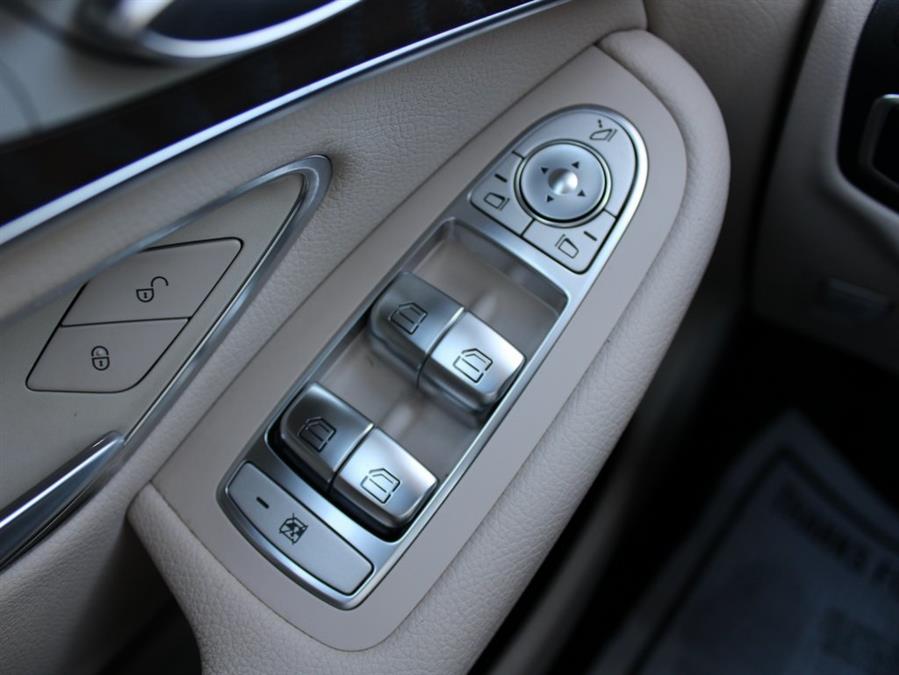 2019 Mercedes-benz Glc GLC 300, available for sale in Great Neck, New York | Auto Expo Ent Inc.. Great Neck, New York 2019 Mercedes-benz Glc GLC 300, available for sale in Great Neck, New York | Auto Expo Ent Inc.. Great Neck, New York