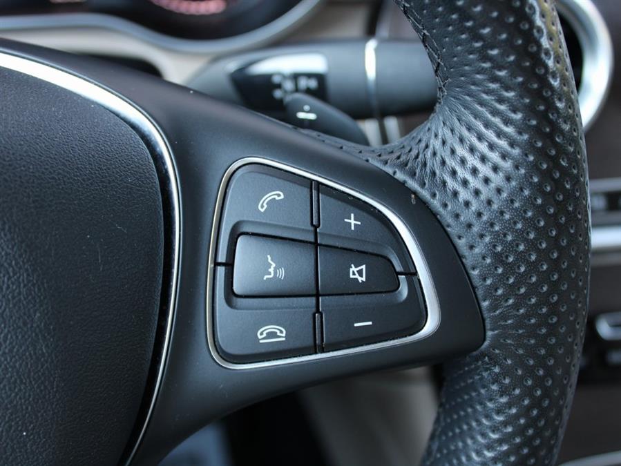 2019 Mercedes-benz Glc GLC 300, available for sale in Great Neck, New York | Auto Expo Ent Inc.. Great Neck, New York 2019 Mercedes-benz Glc GLC 300, available for sale in Great Neck, New York | Auto Expo Ent Inc.. Great Neck, New York