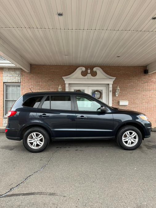 2011 Hyundai Santa Fe FWD 4dr I4 Auto GLS, available for sale in New Britain, Connecticut | Supreme Automotive. New Britain, Connecticut 2011 Hyundai Santa Fe FWD 4dr I4 Auto GLS, available for sale in New Britain, Connecticut | Supreme Automotive. New Britain, Connecticut