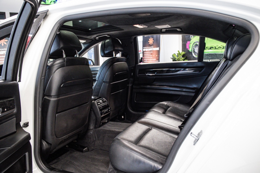 2015 BMW 7 Series 4dr Sdn 750Li xDrive AWD, available for sale in ELMONT, New York | 26 Motors Long Island. ELMONT, New York 2015 BMW 7 Series 4dr Sdn 750Li xDrive AWD, available for sale in ELMONT, New York | 26 Motors Long Island. ELMONT, New York