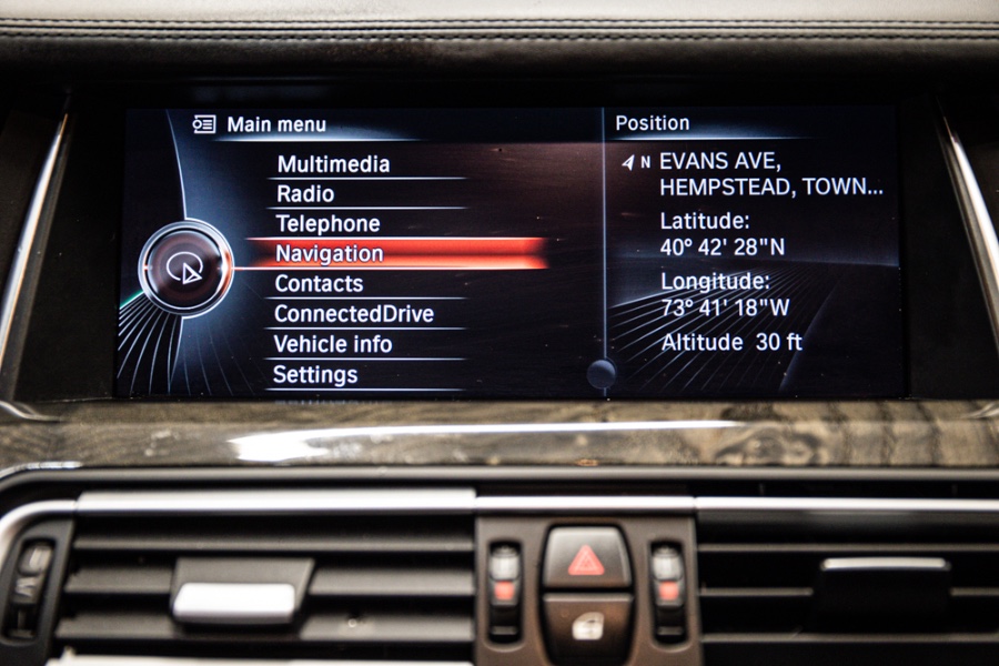 2015 BMW 7 Series 4dr Sdn 750Li xDrive AWD, available for sale in ELMONT, New York | 26 Motors Long Island. ELMONT, New York 2015 BMW 7 Series 4dr Sdn 750Li xDrive AWD, available for sale in ELMONT, New York | 26 Motors Long Island. ELMONT, New York