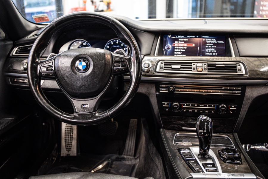 2015 BMW 7 Series 4dr Sdn 750Li xDrive AWD, available for sale in ELMONT, New York | 26 Motors Long Island. ELMONT, New York 2015 BMW 7 Series 4dr Sdn 750Li xDrive AWD, available for sale in ELMONT, New York | 26 Motors Long Island. ELMONT, New York