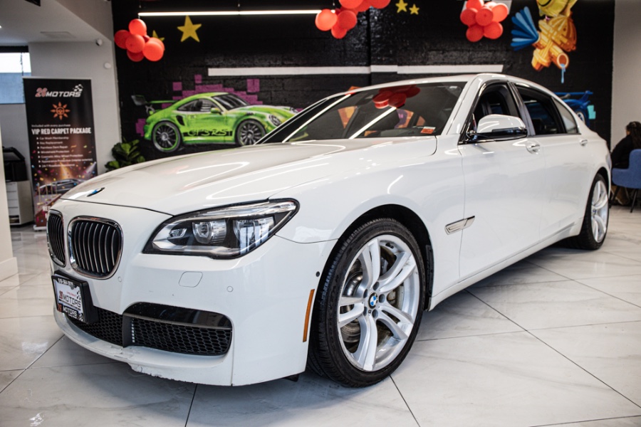 2015 BMW 7 Series 4dr Sdn 750Li xDrive AWD, available for sale in ELMONT, New York | 26 Motors Long Island. ELMONT, New York 2015 BMW 7 Series 4dr Sdn 750Li xDrive AWD, available for sale in ELMONT, New York | 26 Motors Long Island. ELMONT, New York