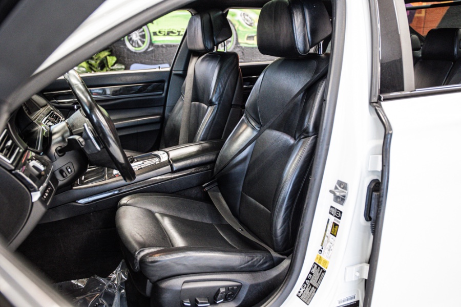 2015 BMW 7 Series 4dr Sdn 750Li xDrive AWD, available for sale in ELMONT, New York | 26 Motors Long Island. ELMONT, New York 2015 BMW 7 Series 4dr Sdn 750Li xDrive AWD, available for sale in ELMONT, New York | 26 Motors Long Island. ELMONT, New York