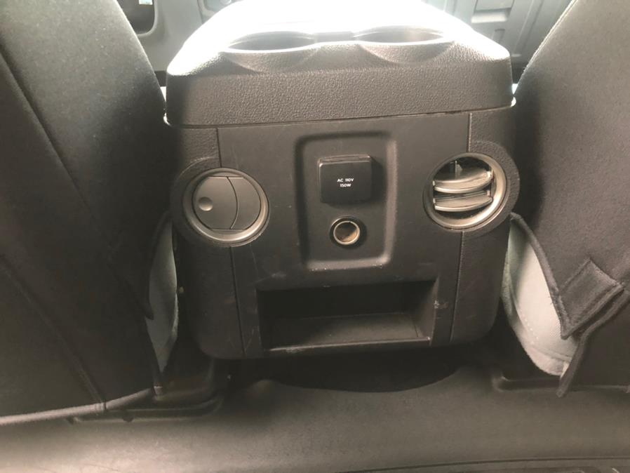 2012 Ford Super Duty F-250 SRW 4WD Crew Cab 172" XLT, available for sale in Irvington, New Jersey | Elis Motors Corp. Irvington, New Jersey 2012 Ford Super Duty F-250 SRW 4WD Crew Cab 172" XLT, available for sale in Irvington, New Jersey | Elis Motors Corp. Irvington, New Jersey