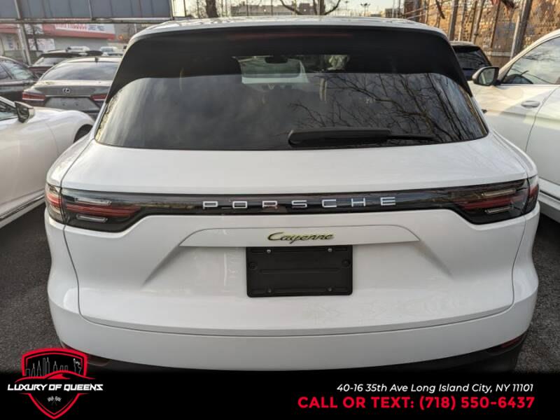 2021 Porsche Cayenne E-Hybrid AWD, available for sale in Long Island City, New York | Luxury Of Queens. Long Island City, New York 2021 Porsche Cayenne E-Hybrid AWD, available for sale in Long Island City, New York | Luxury Of Queens. Long Island City, New York