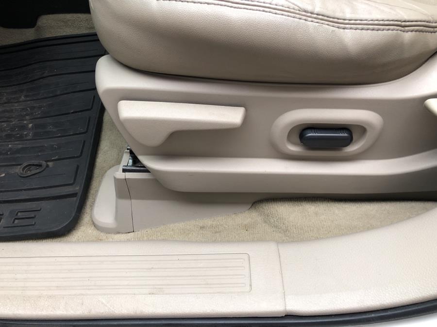 2010 Ford Edge 4dr SEL AWD, available for sale in Waterbury, Connecticut | National Auto Brokers, Inc.. Waterbury, Connecticut 2010 Ford Edge 4dr SEL AWD, available for sale in Waterbury, Connecticut | National Auto Brokers, Inc.. Waterbury, Connecticut
