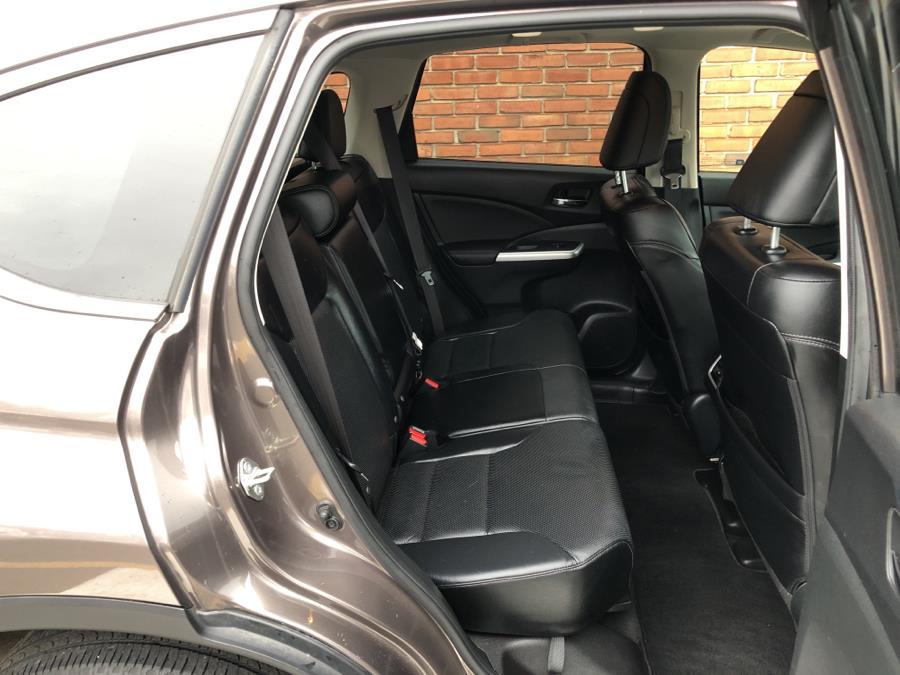 2016 Honda CR-V AWD 5dr EX-L, available for sale in Waterbury, Connecticut | National Auto Brokers, Inc.. Waterbury, Connecticut 2016 Honda CR-V AWD 5dr EX-L, available for sale in Waterbury, Connecticut | National Auto Brokers, Inc.. Waterbury, Connecticut