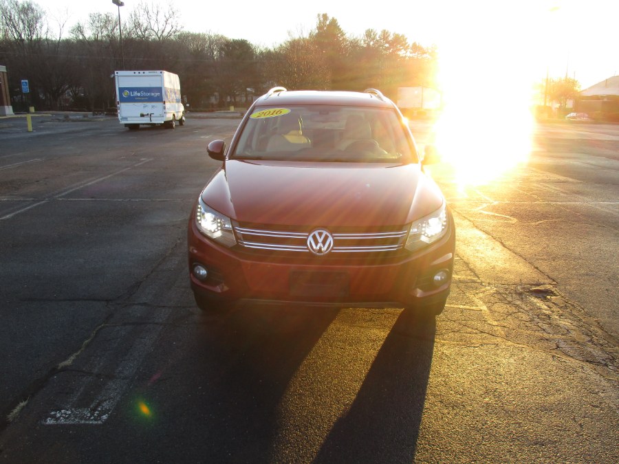 2016 Volkswagen Tiguan 4MOTION 4dr Auto SEL, available for sale in New Britain, Connecticut | Universal Motors LLC. New Britain, Connecticut 2016 Volkswagen Tiguan 4MOTION 4dr Auto SEL, available for sale in New Britain, Connecticut | Universal Motors LLC. New Britain, Connecticut