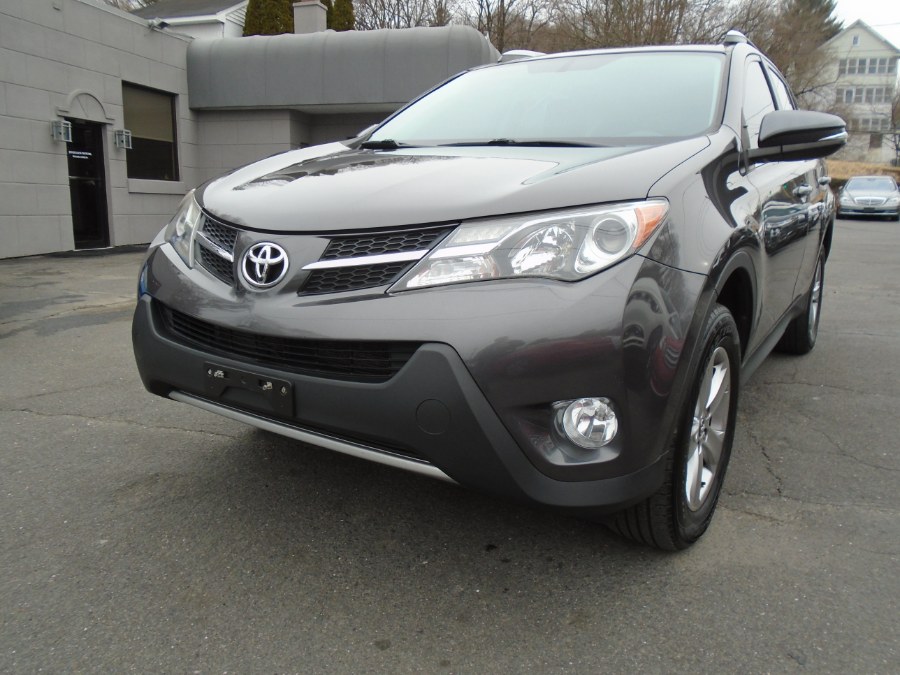 2015 Toyota RAV4 AWD 4dr XLE (Natl), available for sale in Waterbury, Connecticut | Jim Juliani Motors. Waterbury, Connecticut