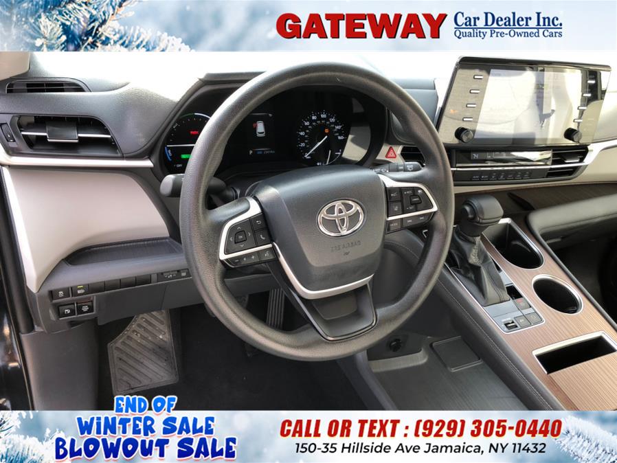 2021 Toyota Sienna LE FWD 8-Passenger (Natl), available for sale in Jamaica, New York | Gateway Car Dealer Inc. Jamaica, New York 2021 Toyota Sienna LE FWD 8-Passenger (Natl), available for sale in Jamaica, New York | Gateway Car Dealer Inc. Jamaica, New York