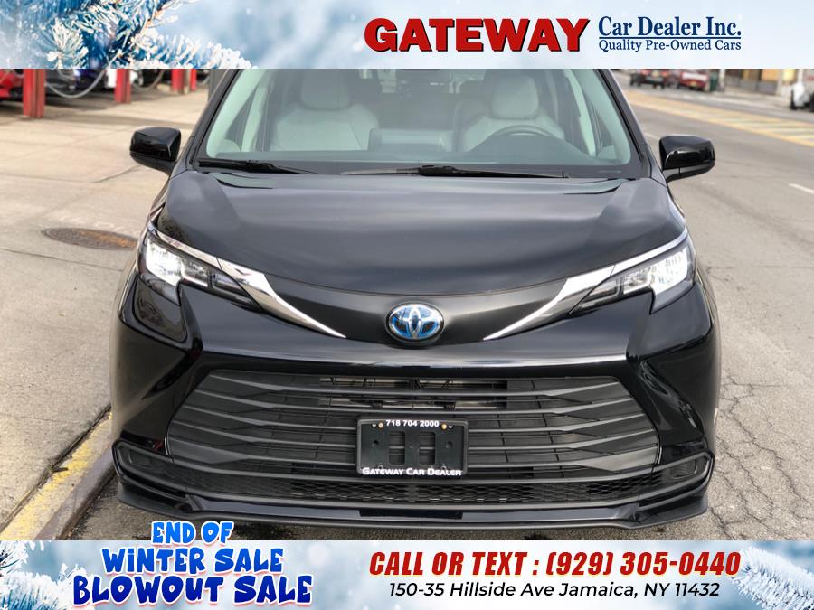 2021 Toyota Sienna LE FWD 8-Passenger (Natl), available for sale in Jamaica, New York | Gateway Car Dealer Inc. Jamaica, New York 2021 Toyota Sienna LE FWD 8-Passenger (Natl), available for sale in Jamaica, New York | Gateway Car Dealer Inc. Jamaica, New York