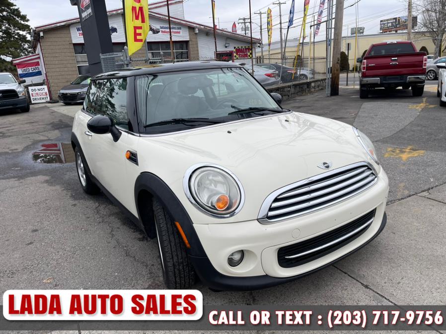 Used MINI Cooper Hardtop 2dr Cpe 2011 | Lada Auto Sales. Bridgeport, Connecticut