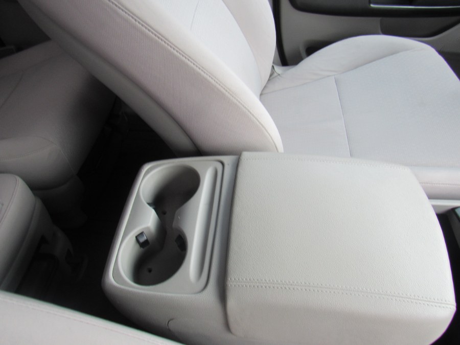 2016 Kia Sedona LX, available for sale in Worcester, Massachusetts | Hilario's Auto Sales Inc.. Worcester, Massachusetts 2016 Kia Sedona LX, available for sale in Worcester, Massachusetts | Hilario's Auto Sales Inc.. Worcester, Massachusetts