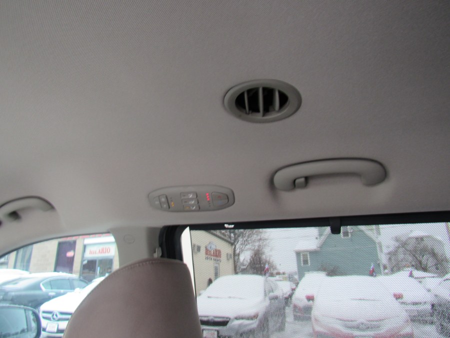 2016 Kia Sedona LX, available for sale in Worcester, Massachusetts | Hilario's Auto Sales Inc.. Worcester, Massachusetts 2016 Kia Sedona LX, available for sale in Worcester, Massachusetts | Hilario's Auto Sales Inc.. Worcester, Massachusetts