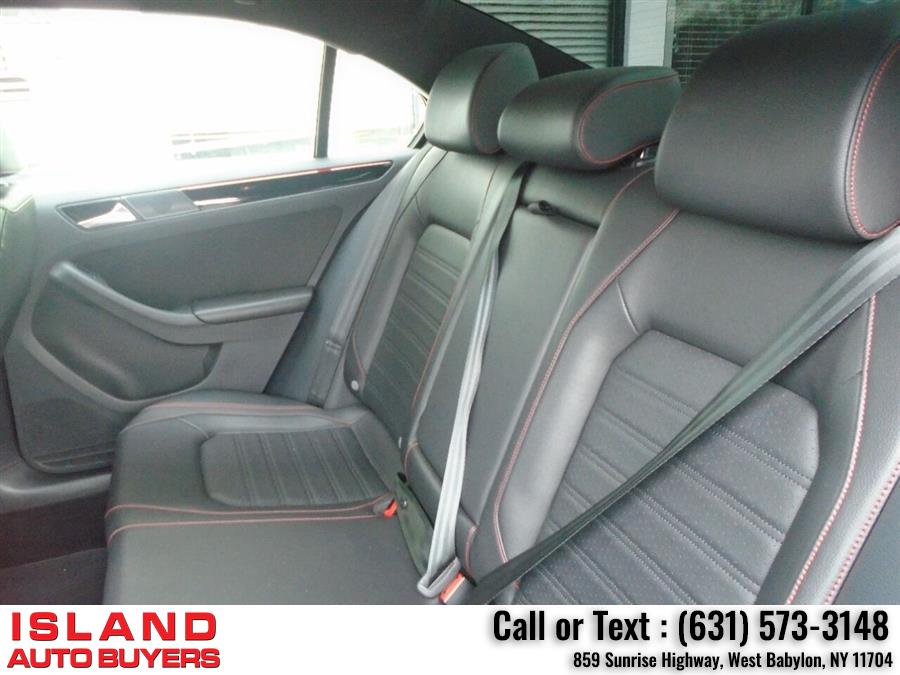 2017 Volkswagen Jetta 2.0T GLI 4dr Sedan 6A, available for sale in West Babylon, New York | Island Auto Buyers. West Babylon, New York 2017 Volkswagen Jetta 2.0T GLI 4dr Sedan 6A, available for sale in West Babylon, New York | Island Auto Buyers. West Babylon, New York