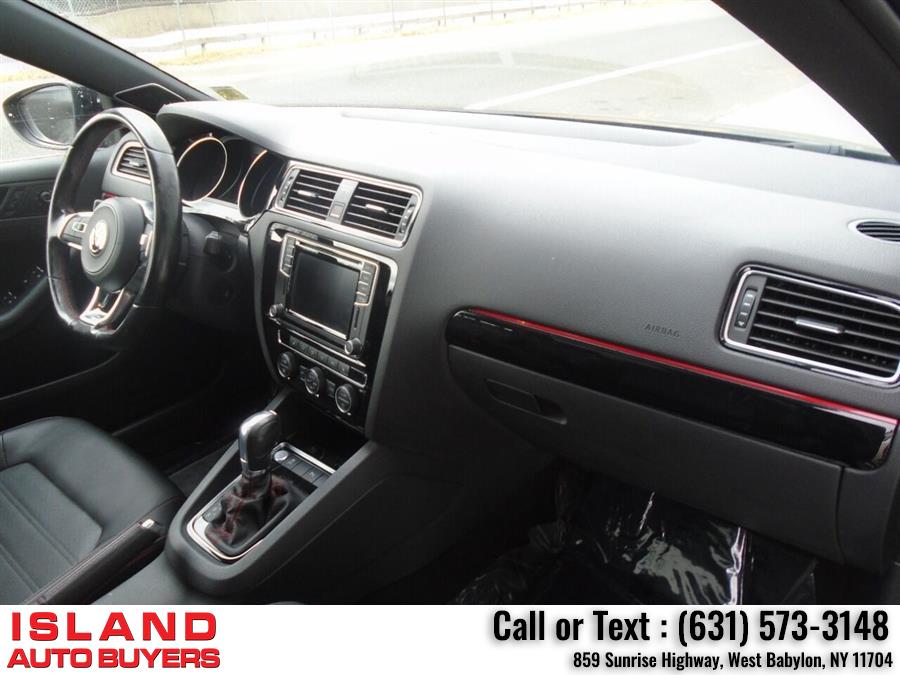 2017 Volkswagen Jetta 2.0T GLI 4dr Sedan 6A, available for sale in West Babylon, New York | Island Auto Buyers. West Babylon, New York 2017 Volkswagen Jetta 2.0T GLI 4dr Sedan 6A, available for sale in West Babylon, New York | Island Auto Buyers. West Babylon, New York
