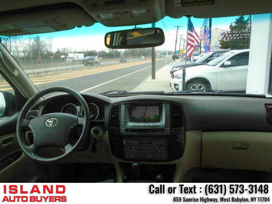 2005 Toyota Land Cruiser Base AWD 4dr SUV, available for sale in West Babylon, New York | Island Auto Buyers. West Babylon, New York 2005 Toyota Land Cruiser Base AWD 4dr SUV, available for sale in West Babylon, New York | Island Auto Buyers. West Babylon, New York
