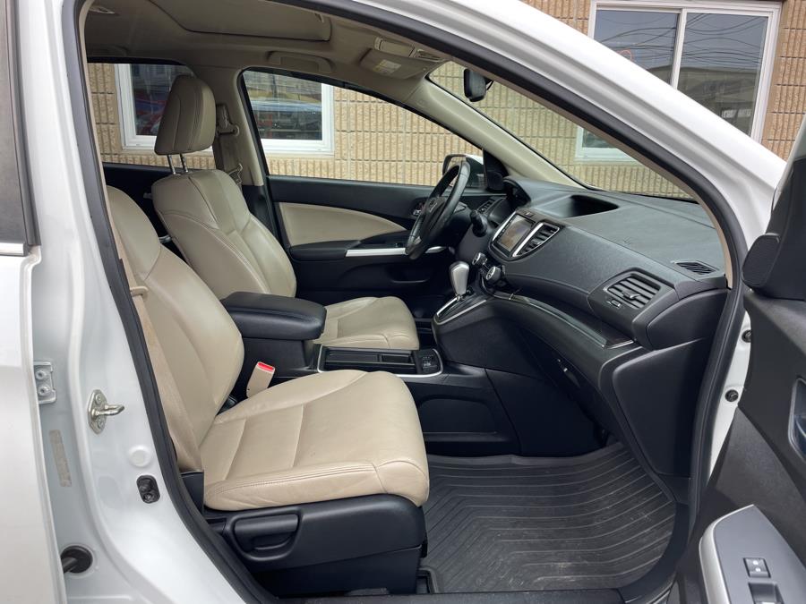 2015 Honda CR-V AWD 5dr EX-L w/Navi, available for sale in Bridgeport, Connecticut | Madison Auto II. Bridgeport, Connecticut 2015 Honda CR-V AWD 5dr EX-L w/Navi, available for sale in Bridgeport, Connecticut | Madison Auto II. Bridgeport, Connecticut