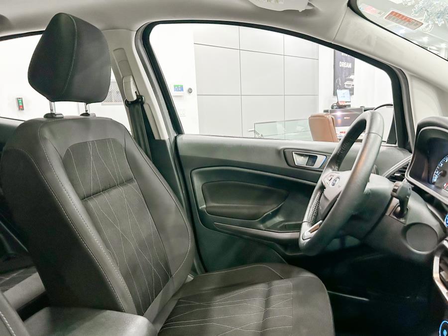 2020 Ford EcoSport SE 4WD, available for sale in Franklin Square, New York | Luxury Motor Club. Franklin Square, New York 2020 Ford EcoSport SE 4WD, available for sale in Franklin Square, New York | Luxury Motor Club. Franklin Square, New York