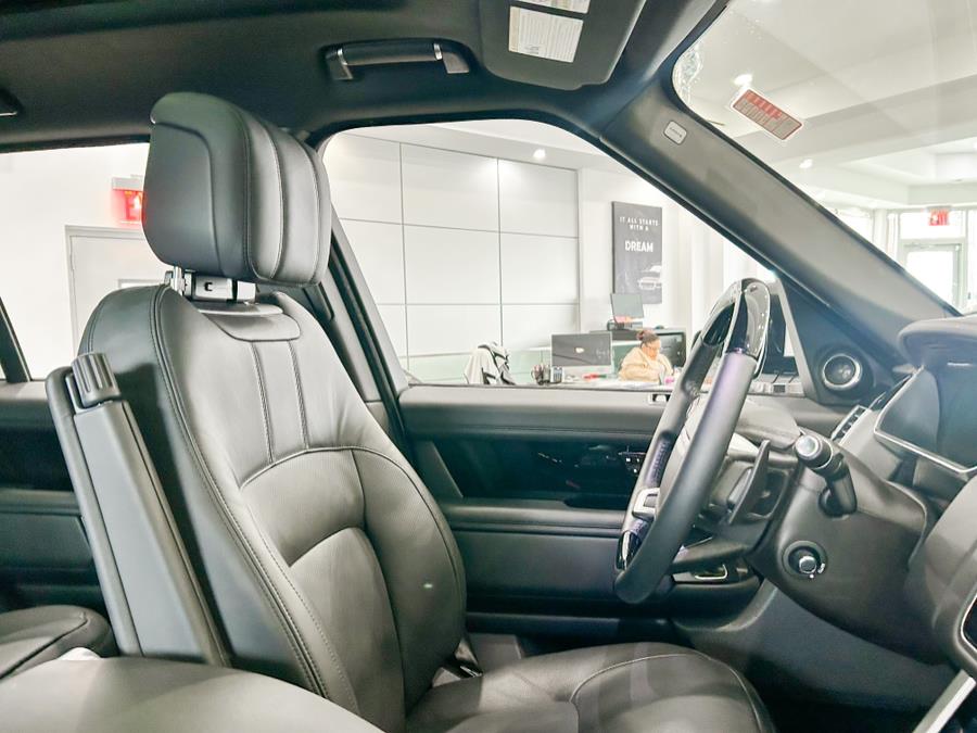 2019 Land Rover Range Rover V6 Supercharged HSE SWB, available for sale in Franklin Square, New York | Luxury Motor Club. Franklin Square, New York 2019 Land Rover Range Rover V6 Supercharged HSE SWB, available for sale in Franklin Square, New York | Luxury Motor Club. Franklin Square, New York