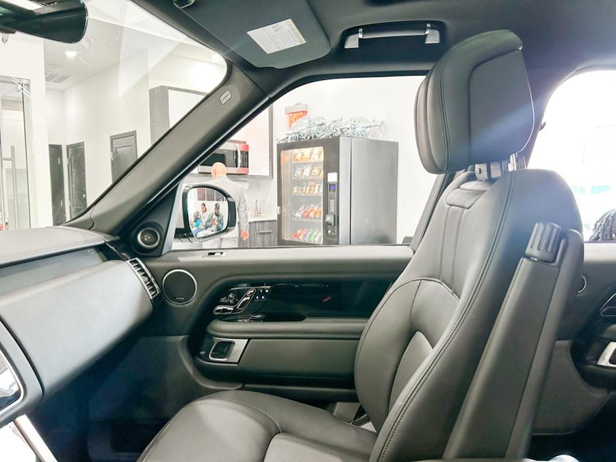 2019 Land Rover Range Rover V6 Supercharged HSE SWB, available for sale in Franklin Square, New York | Luxury Motor Club. Franklin Square, New York 2019 Land Rover Range Rover V6 Supercharged HSE SWB, available for sale in Franklin Square, New York | Luxury Motor Club. Franklin Square, New York