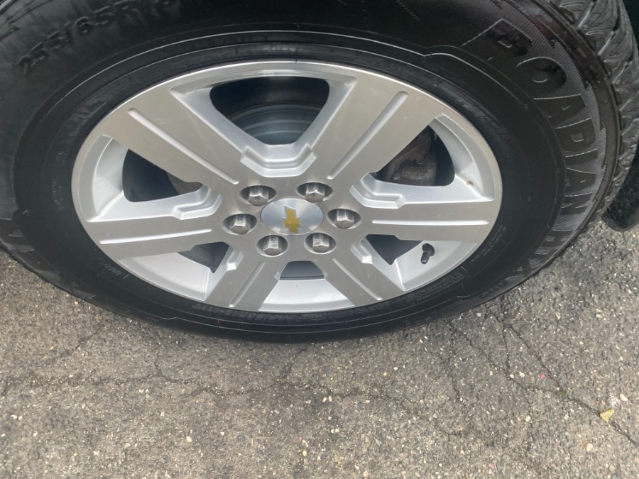 2012 Chevrolet Traverse FWD 4dr LT w/1LT, available for sale in Middle Village, New York | Middle Village Motors . Middle Village, New York 2012 Chevrolet Traverse FWD 4dr LT w/1LT, available for sale in Middle Village, New York | Middle Village Motors . Middle Village, New York
