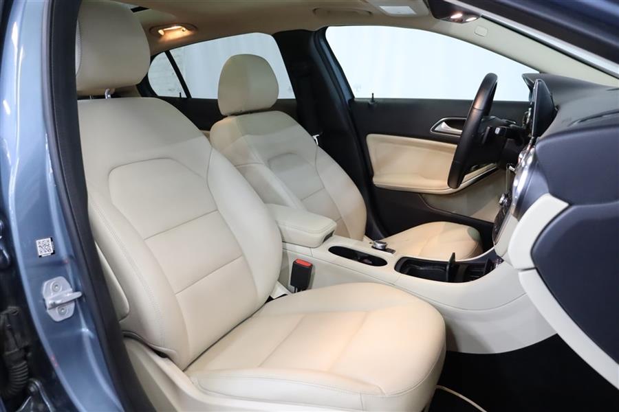 2015 Mercedes-benz Gla 250 4MATIC, available for sale in Paterson, New Jersey | Fast Track Motors. Paterson, New Jersey 2015 Mercedes-benz Gla 250 4MATIC, available for sale in Paterson, New Jersey | Fast Track Motors. Paterson, New Jersey