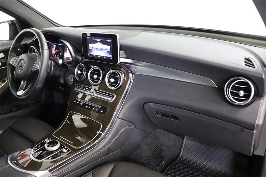 2019 Mercedes-benz Glc 300 4MATIC, available for sale in Paterson, New Jersey | Fast Track Motors. Paterson, New Jersey 2019 Mercedes-benz Glc 300 4MATIC, available for sale in Paterson, New Jersey | Fast Track Motors. Paterson, New Jersey