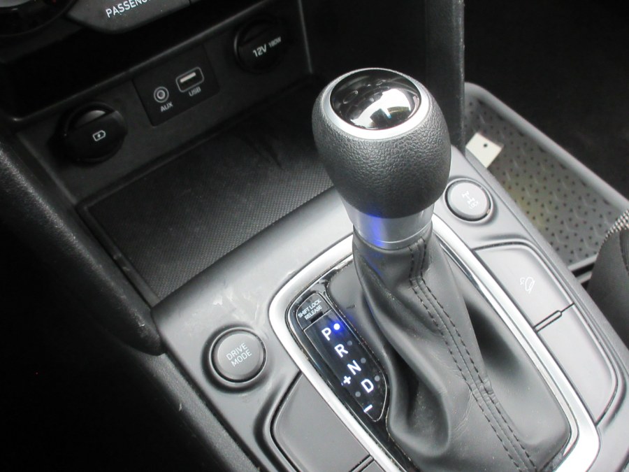 2020 Hyundai Kona SE Auto AWD, available for sale in Linden, New Jersey | Route 27 Auto Mall. Linden, New Jersey 2020 Hyundai Kona SE Auto AWD, available for sale in Linden, New Jersey | Route 27 Auto Mall. Linden, New Jersey