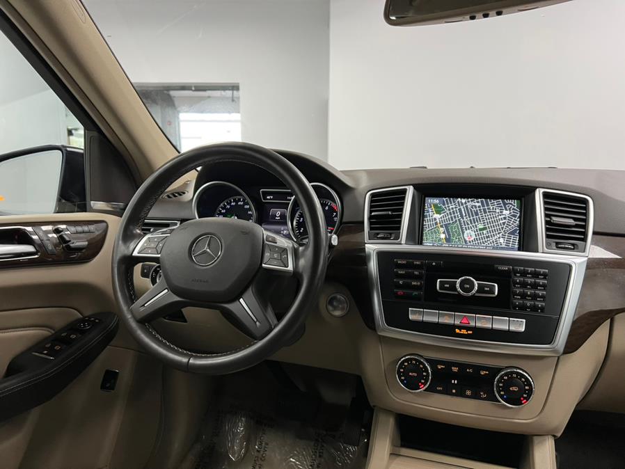 2015 Mercedes-Benz M-Class 4MATIC 4dr ML350, available for sale in Elizabeth, New Jersey | M Auto Group. Elizabeth, New Jersey 2015 Mercedes-Benz M-Class 4MATIC 4dr ML350, available for sale in Elizabeth, New Jersey | M Auto Group. Elizabeth, New Jersey