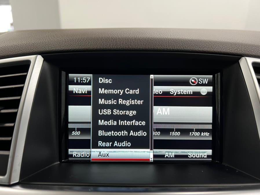 2015 Mercedes-Benz M-Class 4MATIC 4dr ML350, available for sale in Elizabeth, New Jersey | M Auto Group. Elizabeth, New Jersey 2015 Mercedes-Benz M-Class 4MATIC 4dr ML350, available for sale in Elizabeth, New Jersey | M Auto Group. Elizabeth, New Jersey