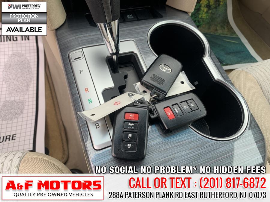 2012 Toyota Camry Hybrid 4dr Sdn XLE, available for sale in East Rutherford, New Jersey | A&F Motors LLC. East Rutherford, New Jersey 2012 Toyota Camry Hybrid 4dr Sdn XLE, available for sale in East Rutherford, New Jersey | A&F Motors LLC. East Rutherford, New Jersey