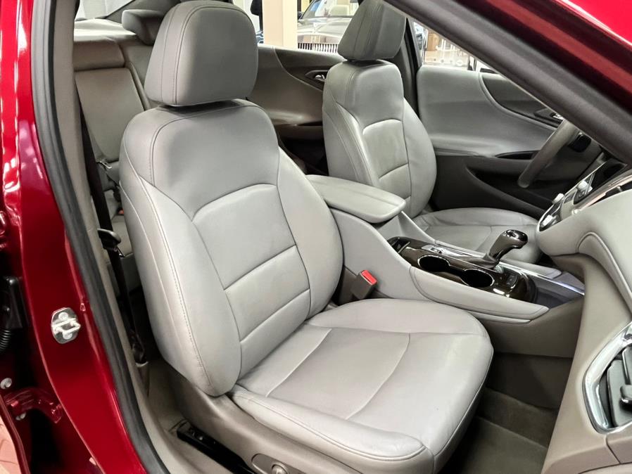 2018 Chevrolet Malibu 4dr Sdn Premier w/2LZ, available for sale in Massapequa Park, New York | Power Motors East. Massapequa Park, New York 2018 Chevrolet Malibu 4dr Sdn Premier w/2LZ, available for sale in Massapequa Park, New York | Power Motors East. Massapequa Park, New York