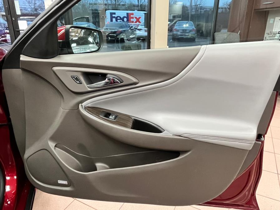 2018 Chevrolet Malibu 4dr Sdn Premier w/2LZ, available for sale in Massapequa Park, New York | Power Motors East. Massapequa Park, New York 2018 Chevrolet Malibu 4dr Sdn Premier w/2LZ, available for sale in Massapequa Park, New York | Power Motors East. Massapequa Park, New York