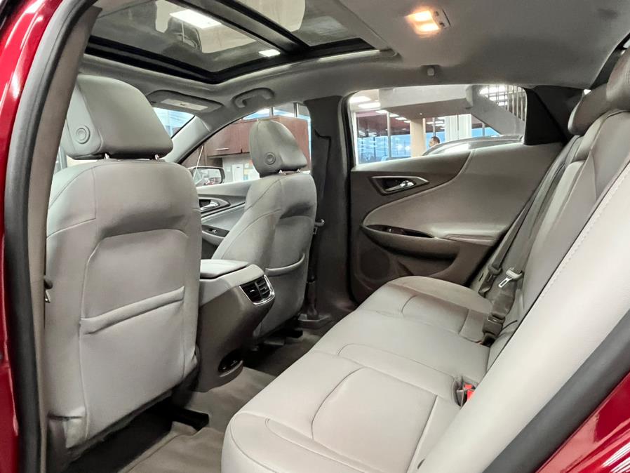 2018 Chevrolet Malibu 4dr Sdn Premier w/2LZ, available for sale in Massapequa Park, New York | Power Motors East. Massapequa Park, New York 2018 Chevrolet Malibu 4dr Sdn Premier w/2LZ, available for sale in Massapequa Park, New York | Power Motors East. Massapequa Park, New York