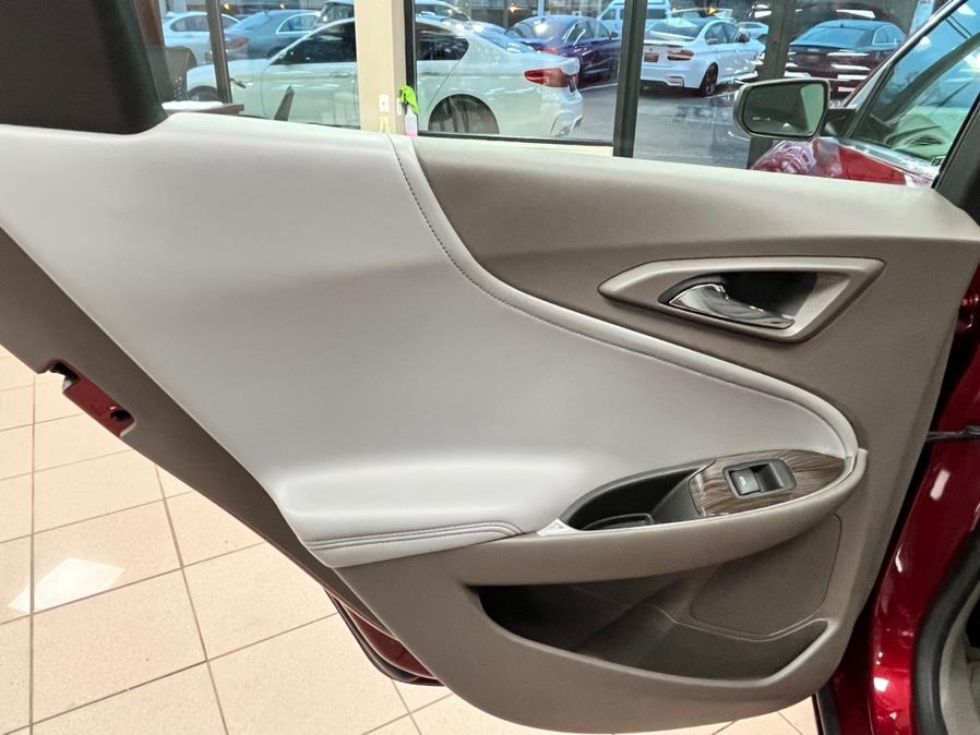 2018 Chevrolet Malibu 4dr Sdn Premier w/2LZ, available for sale in Massapequa Park, New York | Power Motors East. Massapequa Park, New York 2018 Chevrolet Malibu 4dr Sdn Premier w/2LZ, available for sale in Massapequa Park, New York | Power Motors East. Massapequa Park, New York
