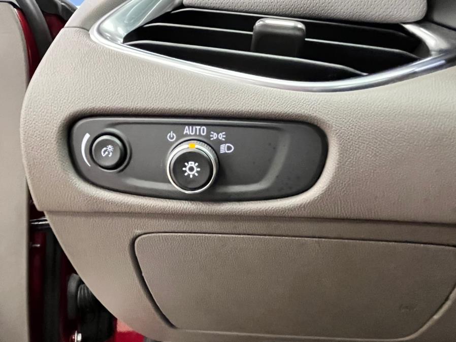 2018 Chevrolet Malibu 4dr Sdn Premier w/2LZ, available for sale in Massapequa Park, New York | Power Motors East. Massapequa Park, New York 2018 Chevrolet Malibu 4dr Sdn Premier w/2LZ, available for sale in Massapequa Park, New York | Power Motors East. Massapequa Park, New York