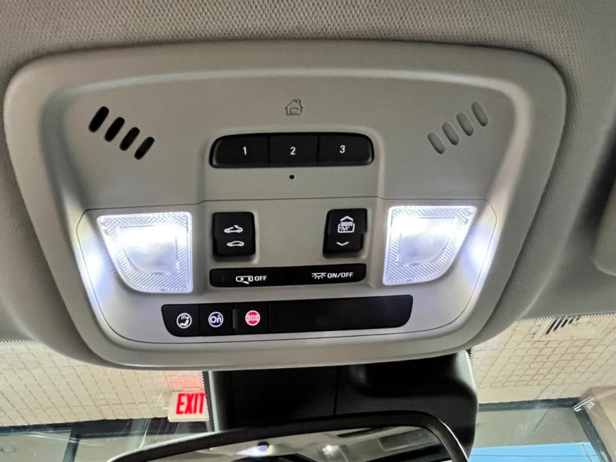 2018 Chevrolet Malibu 4dr Sdn Premier w/2LZ, available for sale in Massapequa Park, New York | Power Motors East. Massapequa Park, New York 2018 Chevrolet Malibu 4dr Sdn Premier w/2LZ, available for sale in Massapequa Park, New York | Power Motors East. Massapequa Park, New York