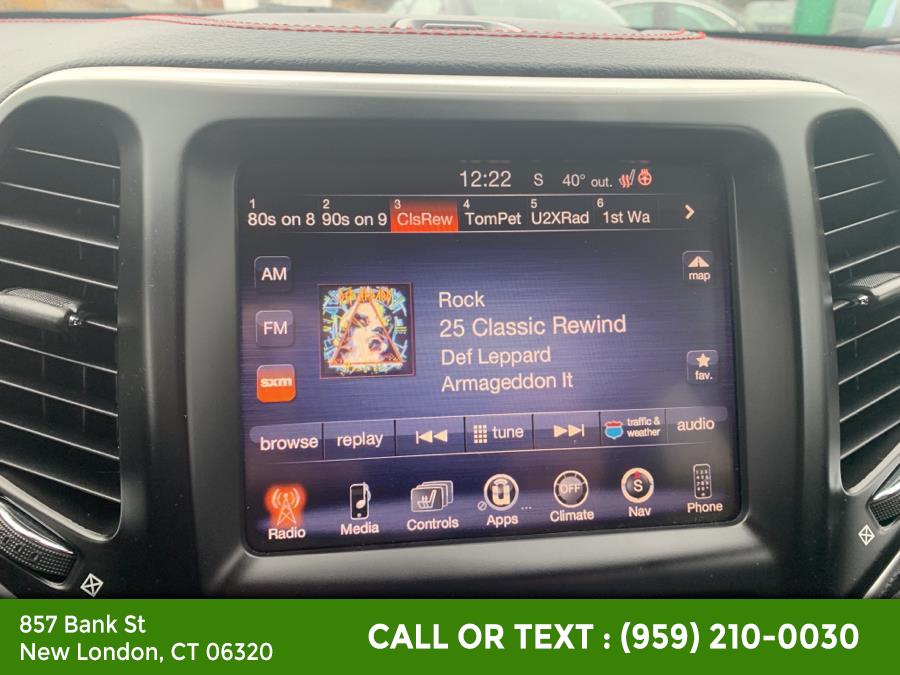 2015 Jeep Cherokee 4WD 4dr Trailhawk, available for sale in New London, Connecticut | McAvoy Inc dba Town Hill Auto. New London, Connecticut 2015 Jeep Cherokee 4WD 4dr Trailhawk, available for sale in New London, Connecticut | McAvoy Inc dba Town Hill Auto. New London, Connecticut