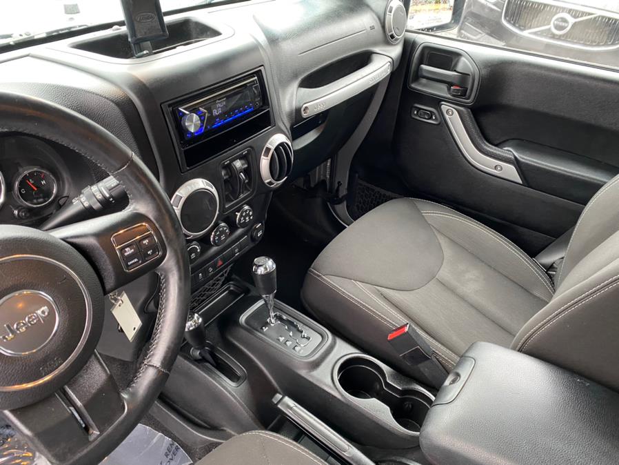 2015 Jeep Wrangler Unlimited 4WD 4dr Sahara, available for sale in Canton, Connecticut | Lava Motors 2 Inc. Canton, Connecticut 2015 Jeep Wrangler Unlimited 4WD 4dr Sahara, available for sale in Canton, Connecticut | Lava Motors 2 Inc. Canton, Connecticut