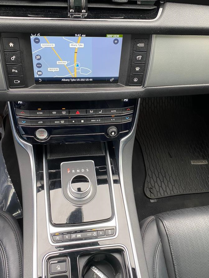2016 Jaguar XF 4dr Sdn 35t Prestige AWD, available for sale in Canton, Connecticut | Lava Motors 2 Inc. Canton, Connecticut 2016 Jaguar XF 4dr Sdn 35t Prestige AWD, available for sale in Canton, Connecticut | Lava Motors 2 Inc. Canton, Connecticut