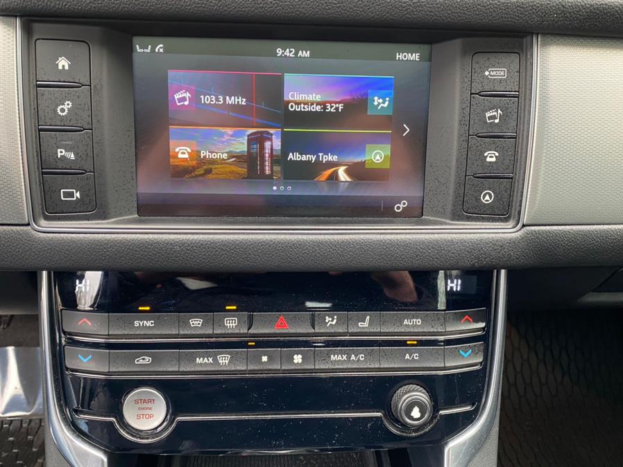 2016 Jaguar XF 4dr Sdn 35t Prestige AWD, available for sale in Canton, Connecticut | Lava Motors 2 Inc. Canton, Connecticut 2016 Jaguar XF 4dr Sdn 35t Prestige AWD, available for sale in Canton, Connecticut | Lava Motors 2 Inc. Canton, Connecticut