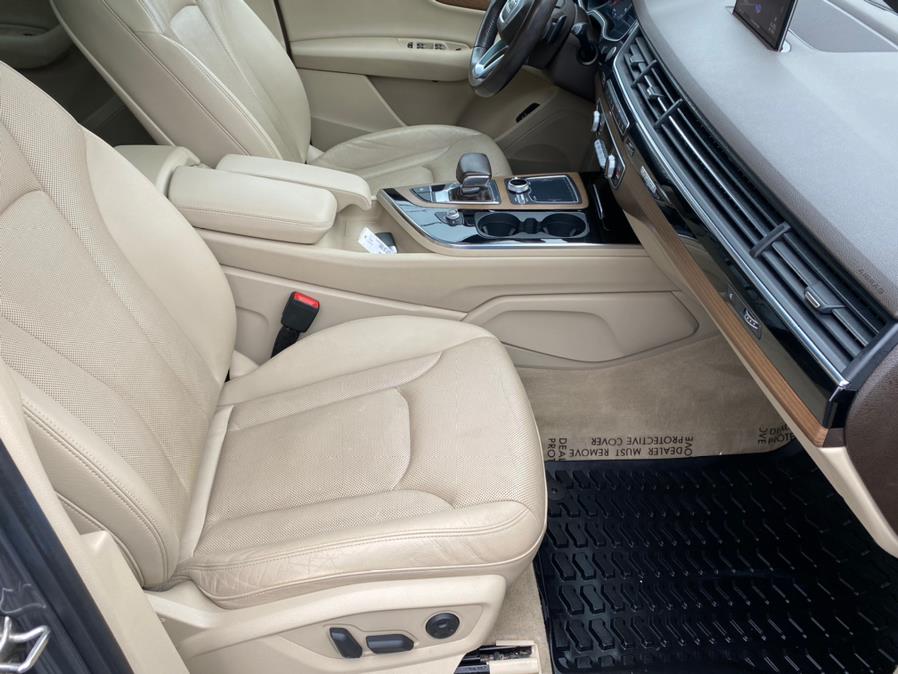 2017 Audi Q7 3.0 TFSI Premium Plus, available for sale in Canton, Connecticut | Lava Motors 2 Inc. Canton, Connecticut 2017 Audi Q7 3.0 TFSI Premium Plus, available for sale in Canton, Connecticut | Lava Motors 2 Inc. Canton, Connecticut