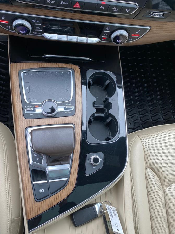 2017 Audi Q7 3.0 TFSI Premium Plus, available for sale in Canton, Connecticut | Lava Motors 2 Inc. Canton, Connecticut 2017 Audi Q7 3.0 TFSI Premium Plus, available for sale in Canton, Connecticut | Lava Motors 2 Inc. Canton, Connecticut