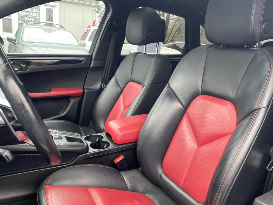 2015 Porsche Macan AWD 4dr S, available for sale in Canton, Connecticut | Lava Motors 2 Inc. Canton, Connecticut 2015 Porsche Macan AWD 4dr S, available for sale in Canton, Connecticut | Lava Motors 2 Inc. Canton, Connecticut
